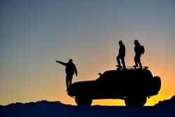 Jeep terrain with a team of adventurers