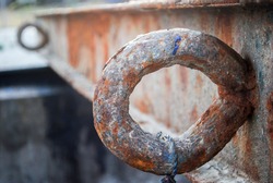 picture of rusted steel ring  