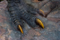 dinosaur foot