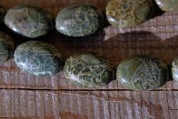 Natural jasper with a pattern similar to snakeskin.