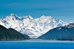 Majestic mountains and extreme wilderness along the Inside Passage