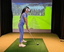 Wear virtual reality goggles and play golf. Golf indoor simulator