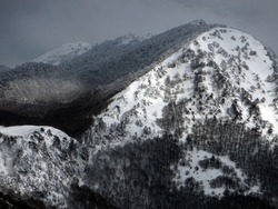 The snow-covered southern slope of Celsa Bianca. Pollino National Park.