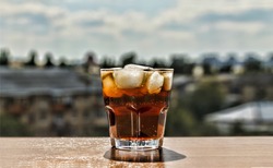 cola. rum, rum-cola, rum and coke
