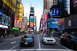 With its neon lights and billboards, Times Square is New York's most famous landmark and is the liveliest area in the city, located at the intersection of Broadway and 7th Avenue. 