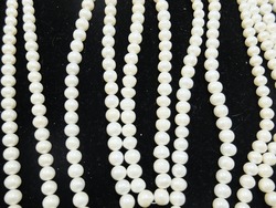 Ross of Indian jewelry. Pearl. Pearl and bead jewelry. Jewelry and beads from India