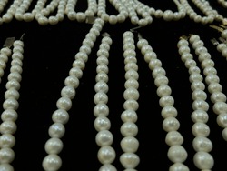 Ross of Indian jewelry. Pearl. Pearl and bead jewelry. Jewelry and beads from India