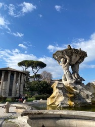 Temple of Hercules Victor and Fontana dei Tritoni (Bizzacccheri)