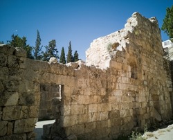 ancient ruins jerusalem city with blue sky sunny day.