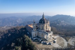 Basilica di Superga dal drone
