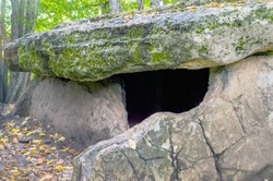 prehistoric neolithic age european dolmen
