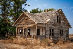 Old Abandoned House in Rural Oregon