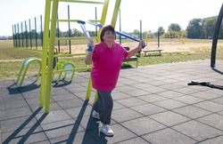 Grandmother regularly plays outdoor sports and is doing great in her seventy years, an active lifestyle, and regular workouts keep her in good shape.