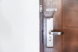 Door lock, chain hasp of the hotel