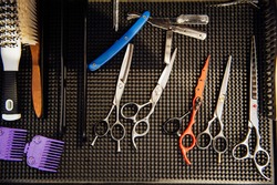Mens hairdressing desktop with tools for shaving