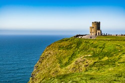 Ireland: O'Brien's Tower, marks the highest point of the Cliffs of Moher, on the western Atlantic Ocean coastline of Ireland