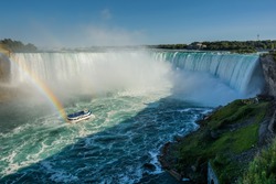 Niagara Falls, boat and Rainbow