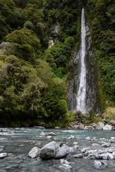 View of waterfall, Thunder Creek Falls, Haast, Wanaka, West Coast Region, South Island, New Zealand
