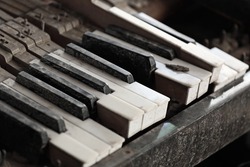 Broken piano keys