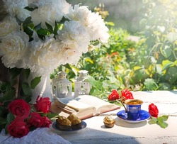 Grunge retro antiqu rustic sweet lunch snack meal break spring park bar board desk open page text space. Happy culture sun light fresh red floral plant bloom bud petal rest relax biblic art still life