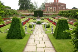 Formal Gardens, Hampton Court Palace, London, England