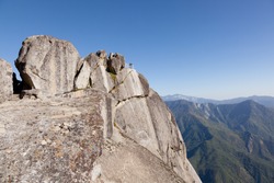 Moro Rock is a granite dome located in the center of the park, at the head of Moro Creek, between Giant Forest and Crescent Meadow.