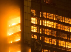  building on fire / big fires /news