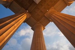 Lincoln Memorial Pillars