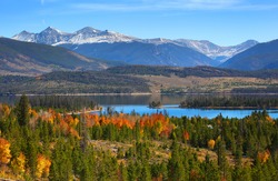 Beautiful Dillon reservoir landscape in Colorado in Autumn time