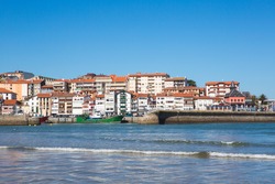 View of the beach of Lekeitio with clear blue sky, Vizcaya, Basque Country, Spain