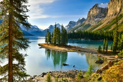 Beautiful Spirit Island in Maligne Lake, Jasper National Park, Alberta, Canada