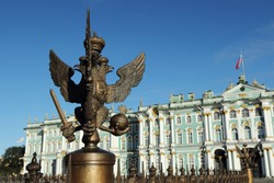 Double eagle on the gate over Hermitage on Palace Square in St. Petersburg, Russia/ST. PETERSBURG, RUSSIA : The national symbol of the Russian federation - eagle