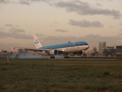 KLM landing