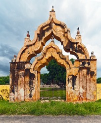 The Gates of the old hacienda near the city of Merida - Mexico