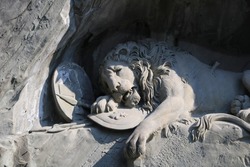 Detail of the Lion Monument, Lucerne.

Carved in stone, yet deceptively alive, Lucerne’s world famous Lion Monument has been impressing visitors from near and far for a long time. 