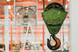 10 Tons hook head chain hoist crane lifting machine tool in heavy industry factory