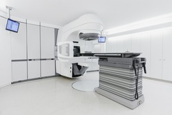 Medical linear accelerator in the therapeutic oncology