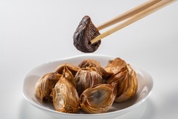 The black garlic is finished by cooking fresh and delicious garlic.