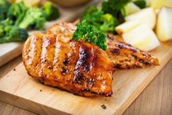 grilled ckicken breast with vegetable