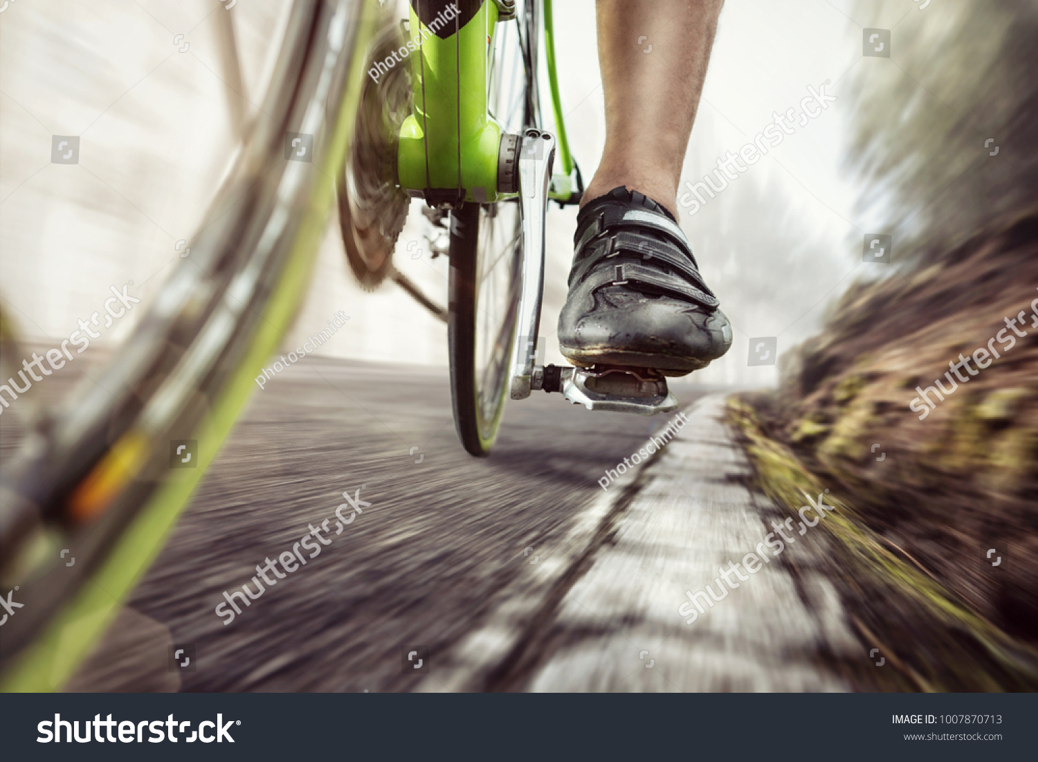 fastest speed on a pedal bike