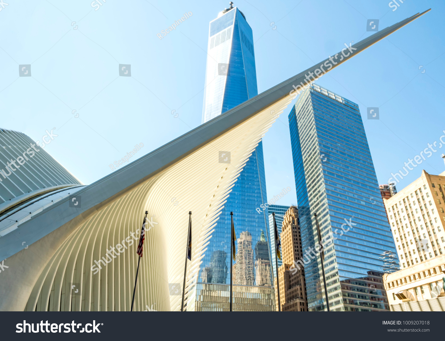 World Trade Center Transportation Hub Designed Stock Photo 1009207018 ...