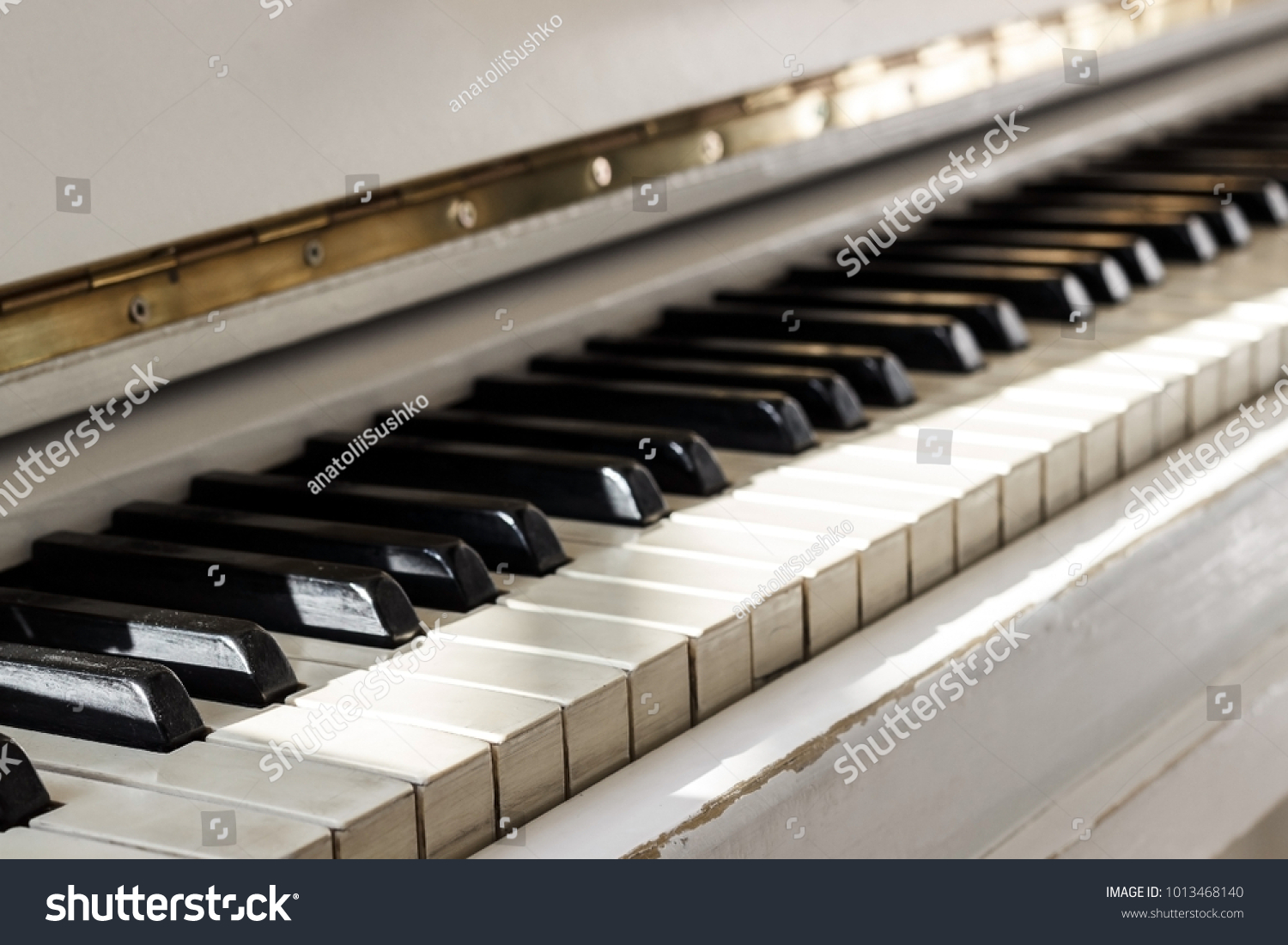 White Piano Side View Instrument Musical Stock Photo 1013468140