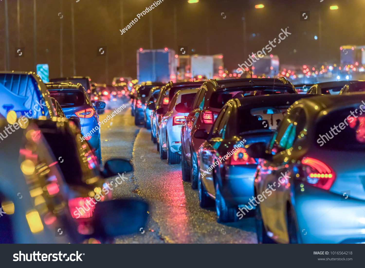 566,393 Traffic Night Images, Stock Photos & Vectors | Shutterstock