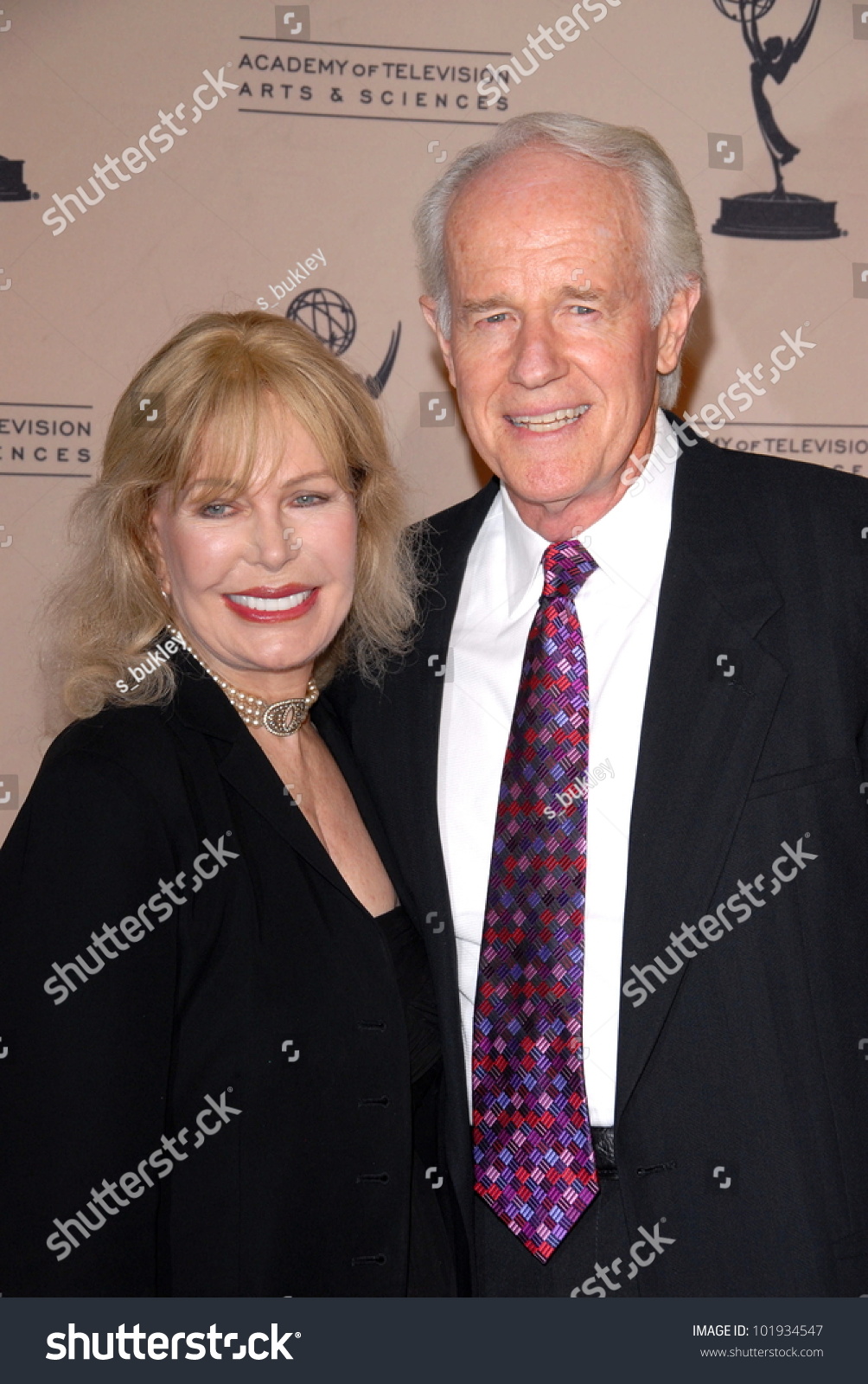 Loretta Swit Mike Farrell Academy Television: Stockfotó (szerkesztés most) ...