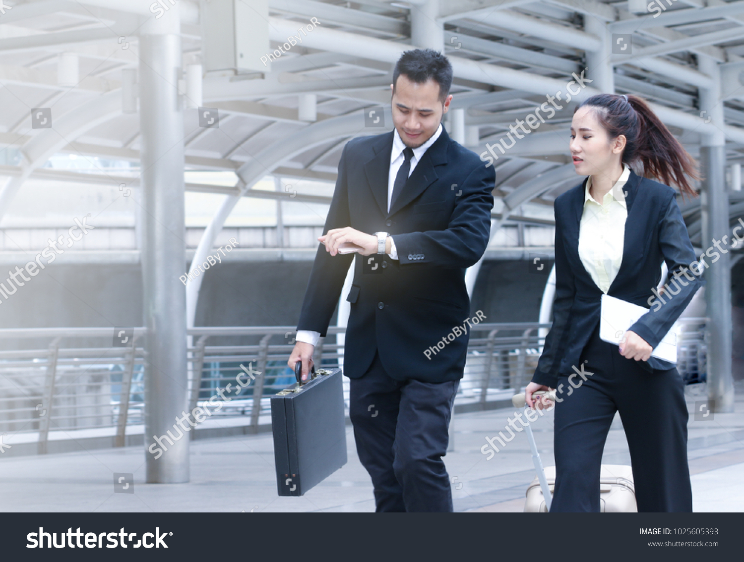 Team Business People Man Woman Hasten Stock Photo 1025605393 | Shutterstock