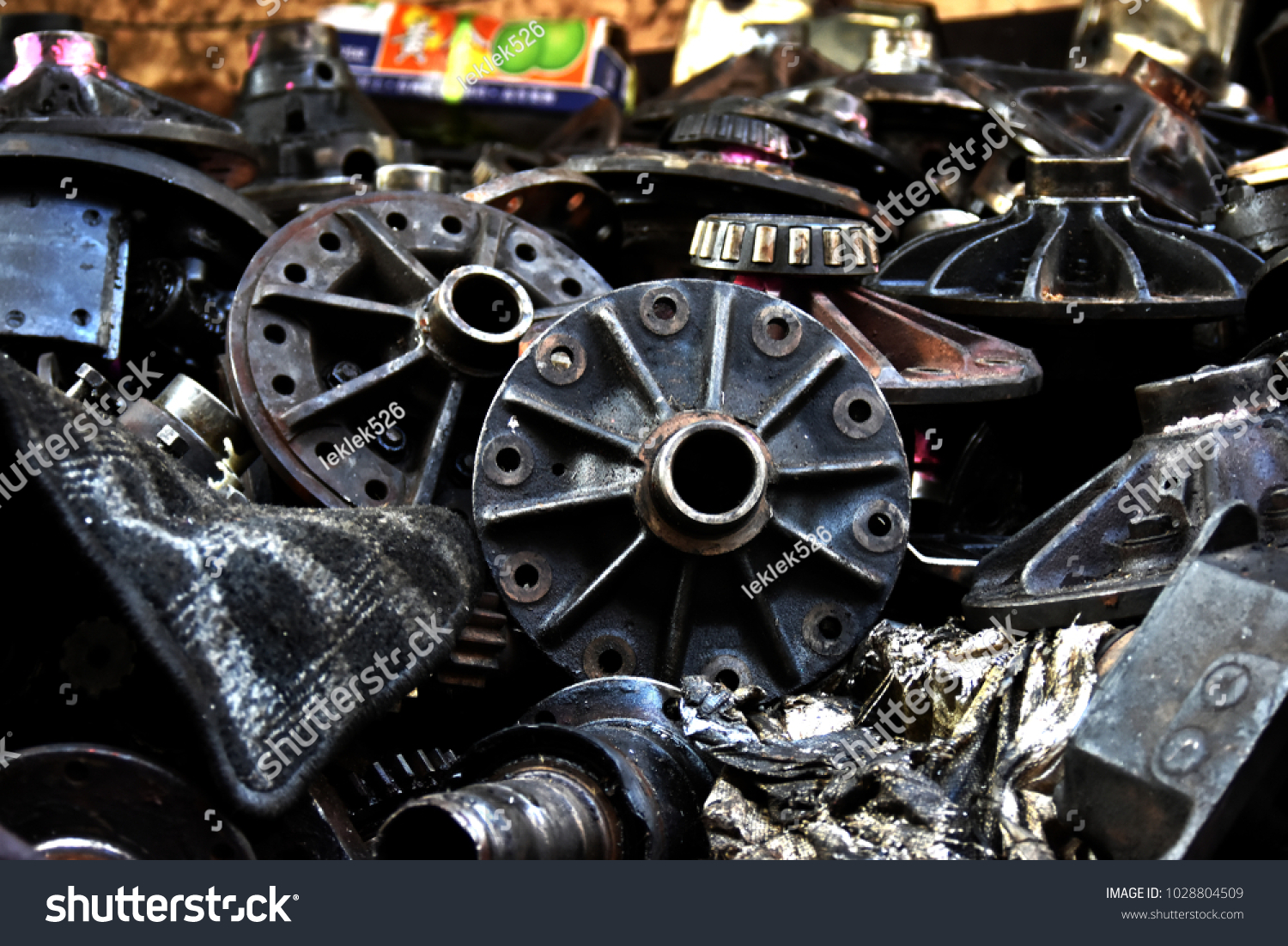 Pile Rust Old Axles Scrap Yard Stock Photo 1028804509 Shutterstock