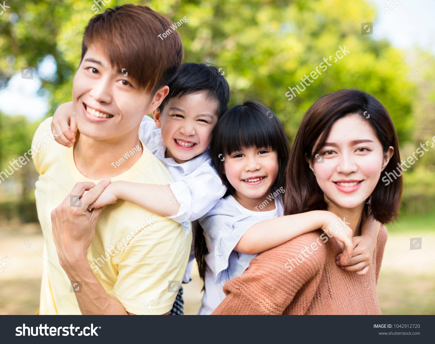 Portrait Happy Asian Family Park Stock Photo 1042912720 | Shutterstock