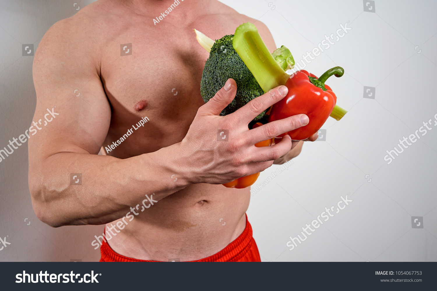 Athlete Naked Torso Vegetables Foto De Stock Shutterstock