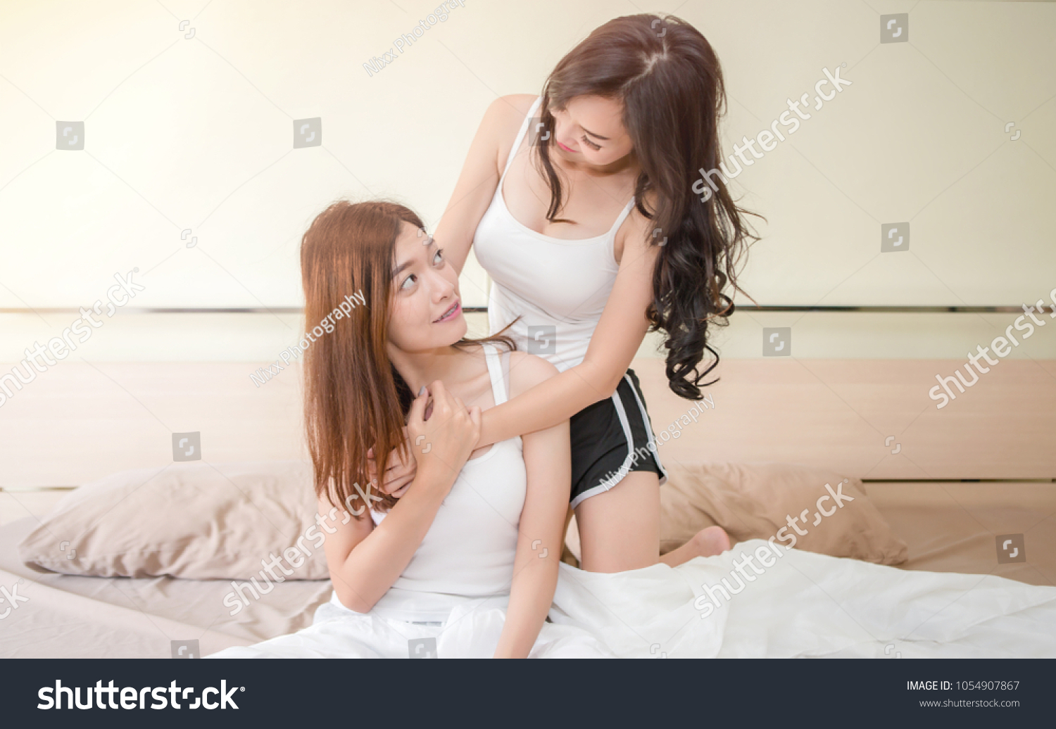 Lesbian Sexy Massages