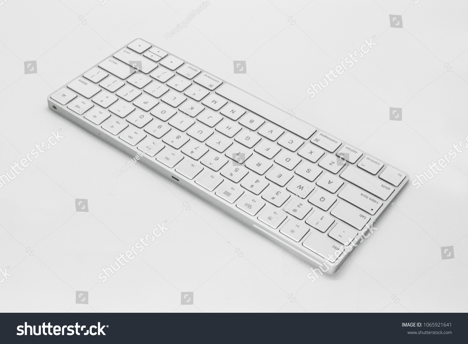 flat button keyboard